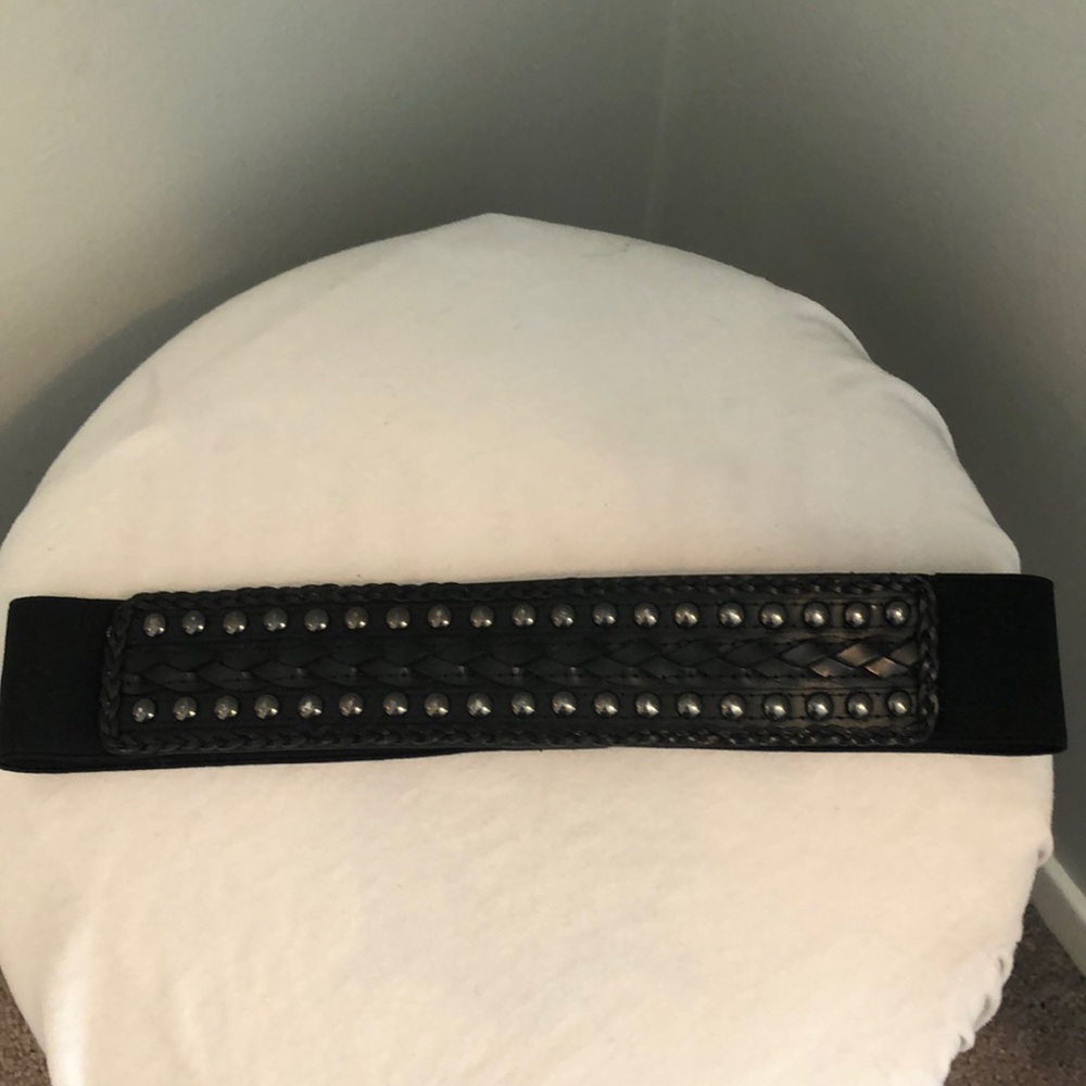 Studded waist belt